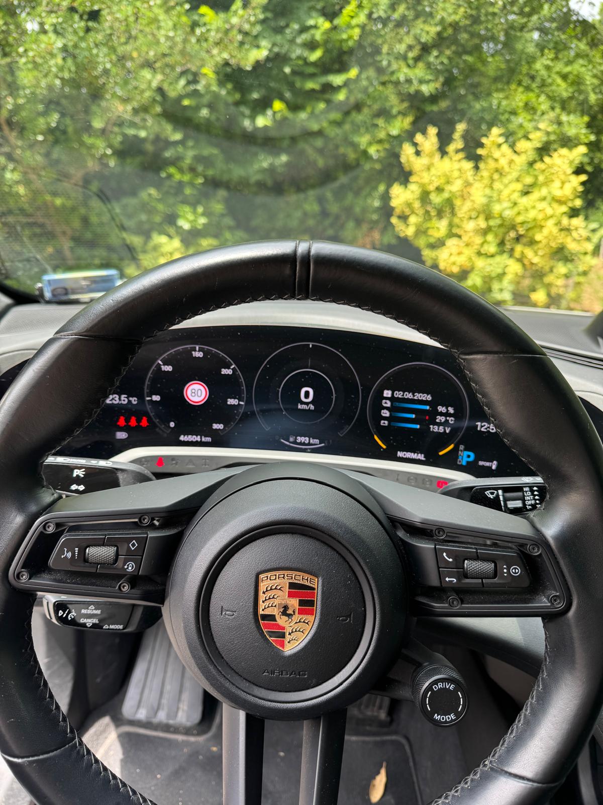 Porsche Taycan - photo 28