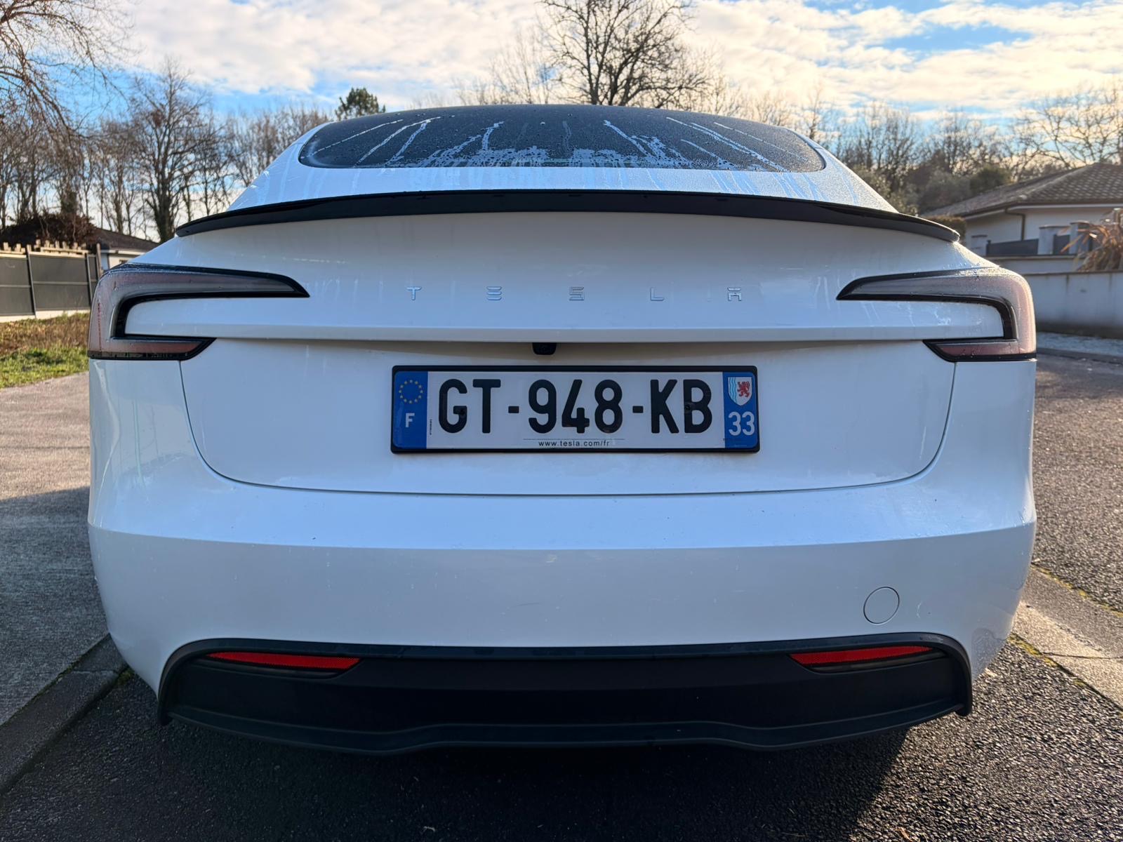 Tesla Modèle 3 - photo 11