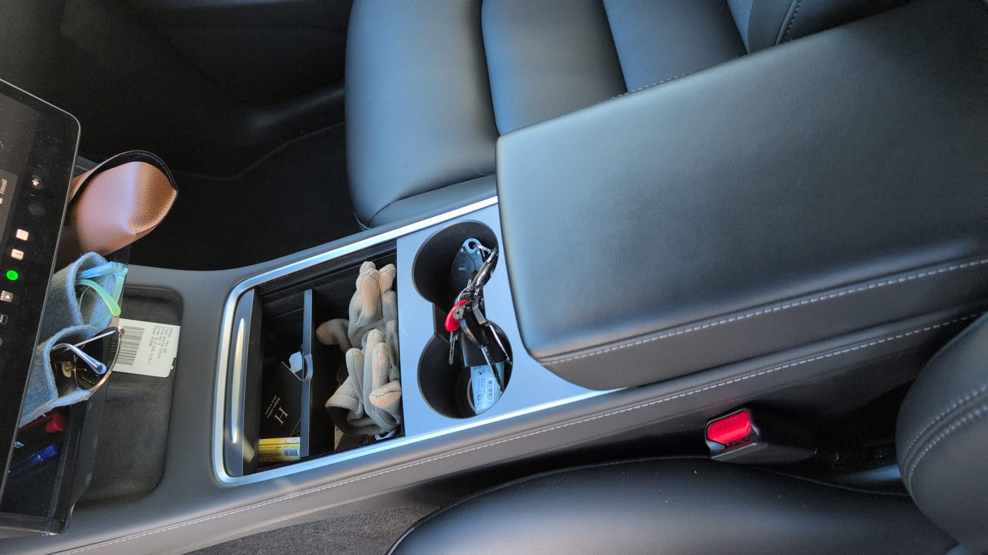 Tesla Model Y - photo 9