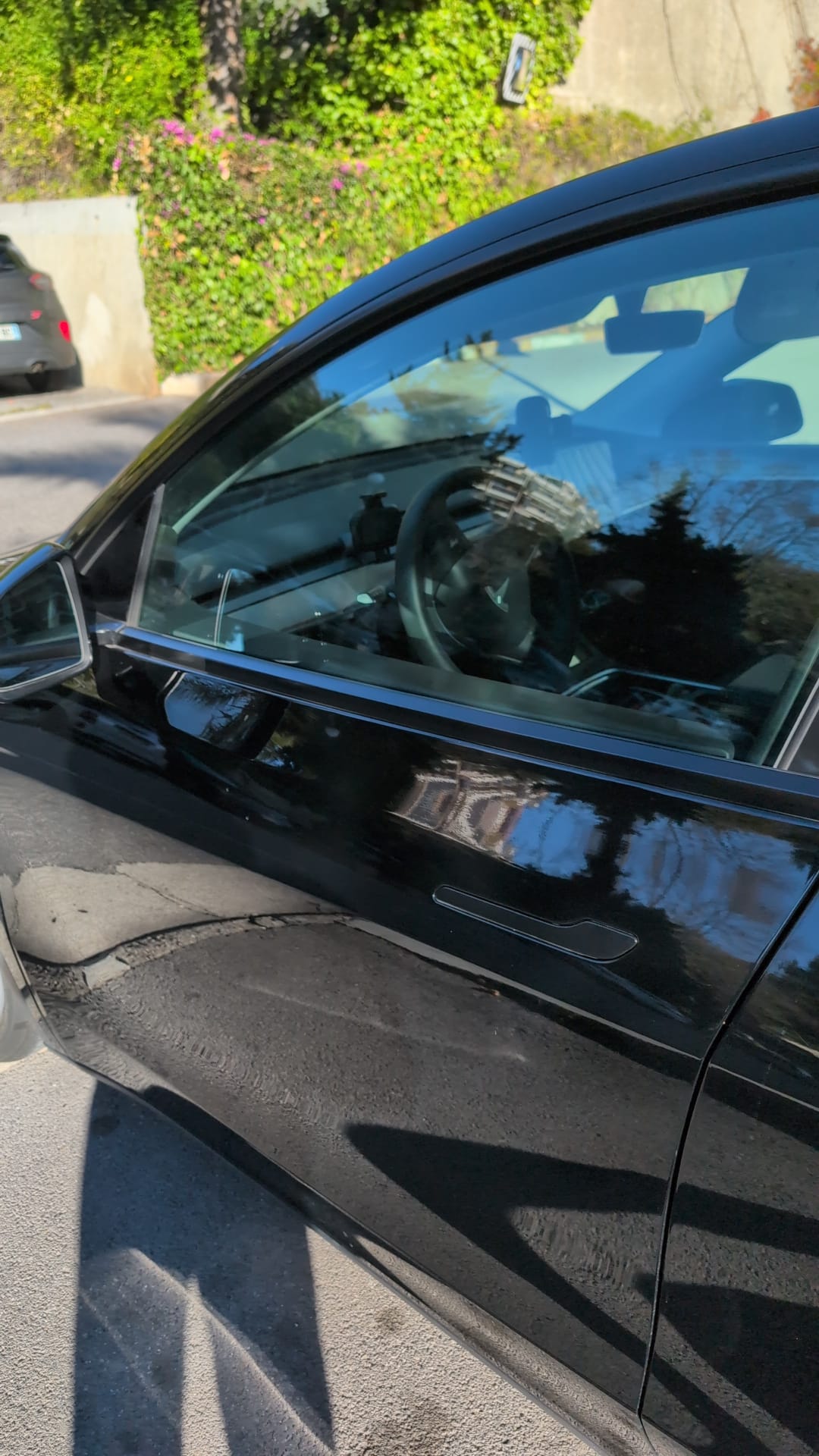 Tesla Model Y - photo 10