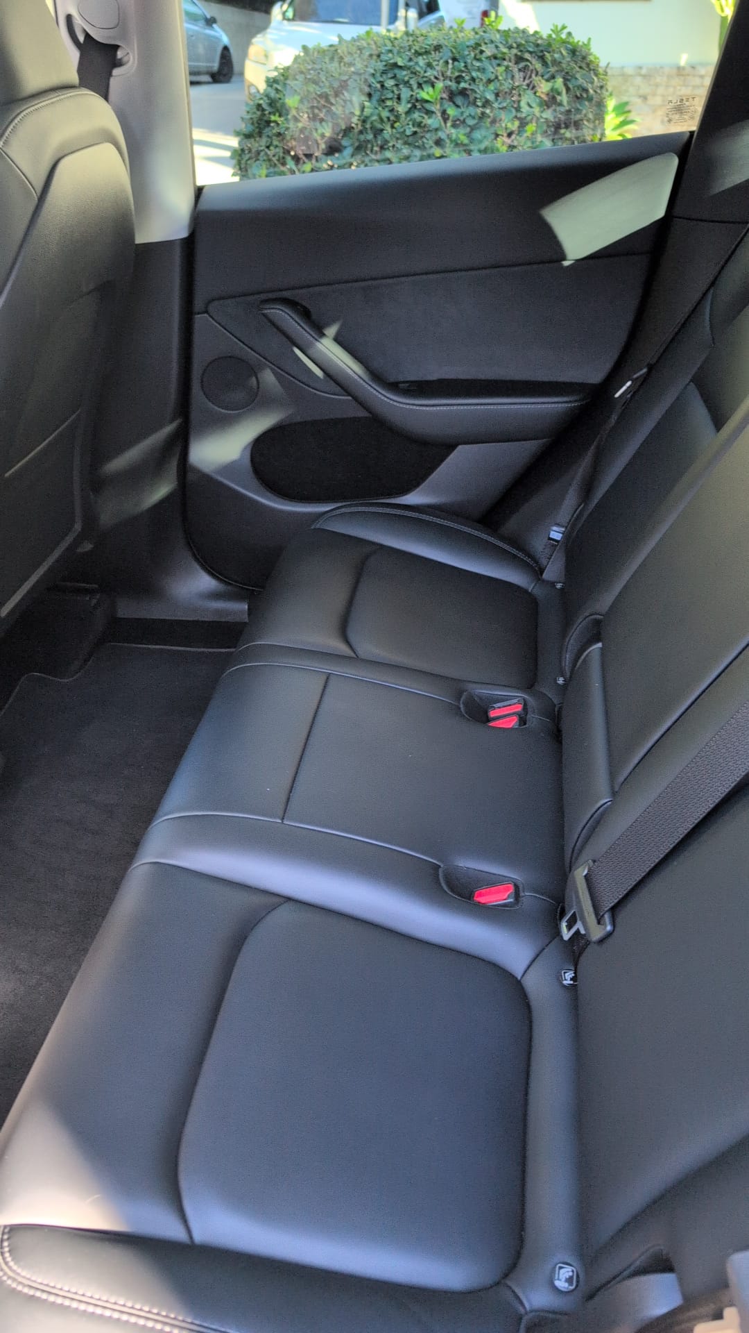 Tesla Model Y - photo 13