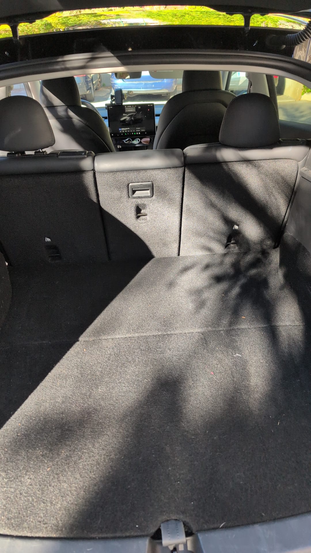 Tesla Model Y - photo 15