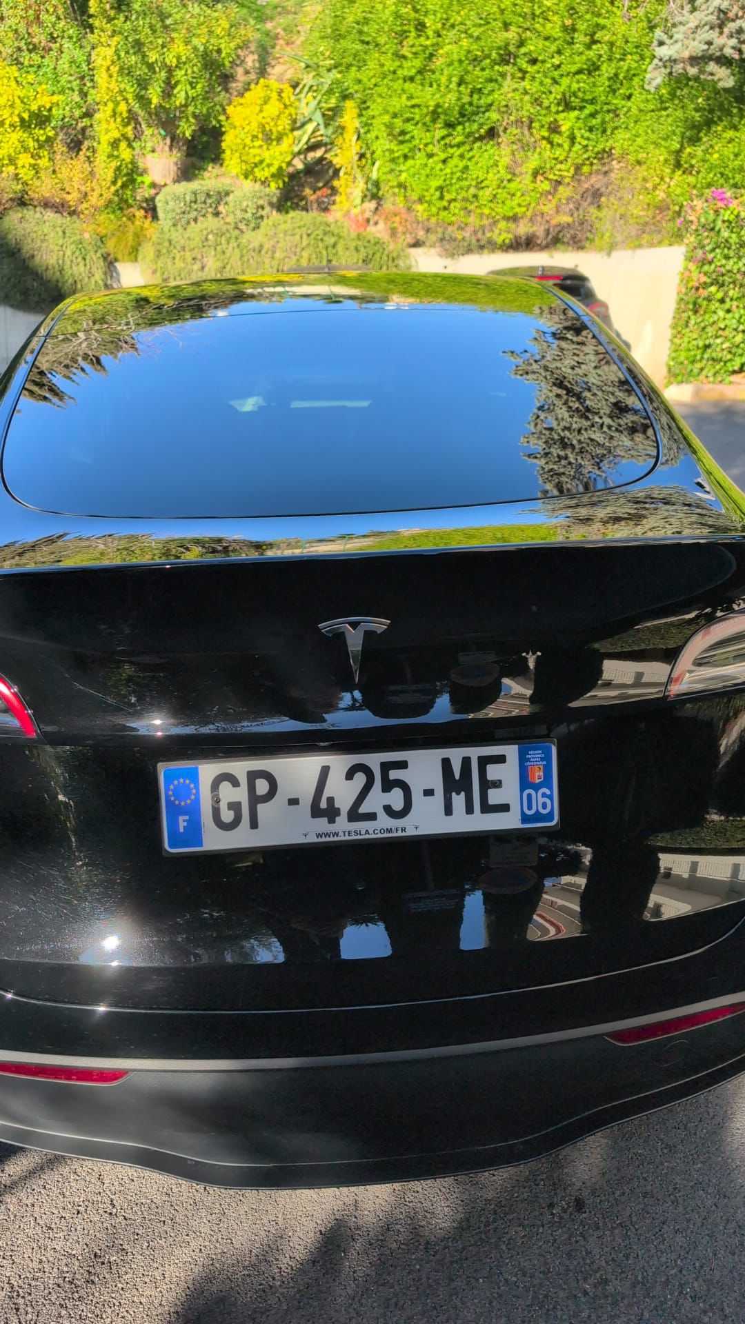 Tesla Model Y - photo 21
