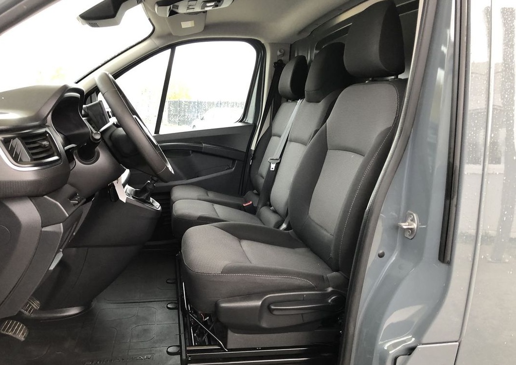 Nissan Primastar - photo 7