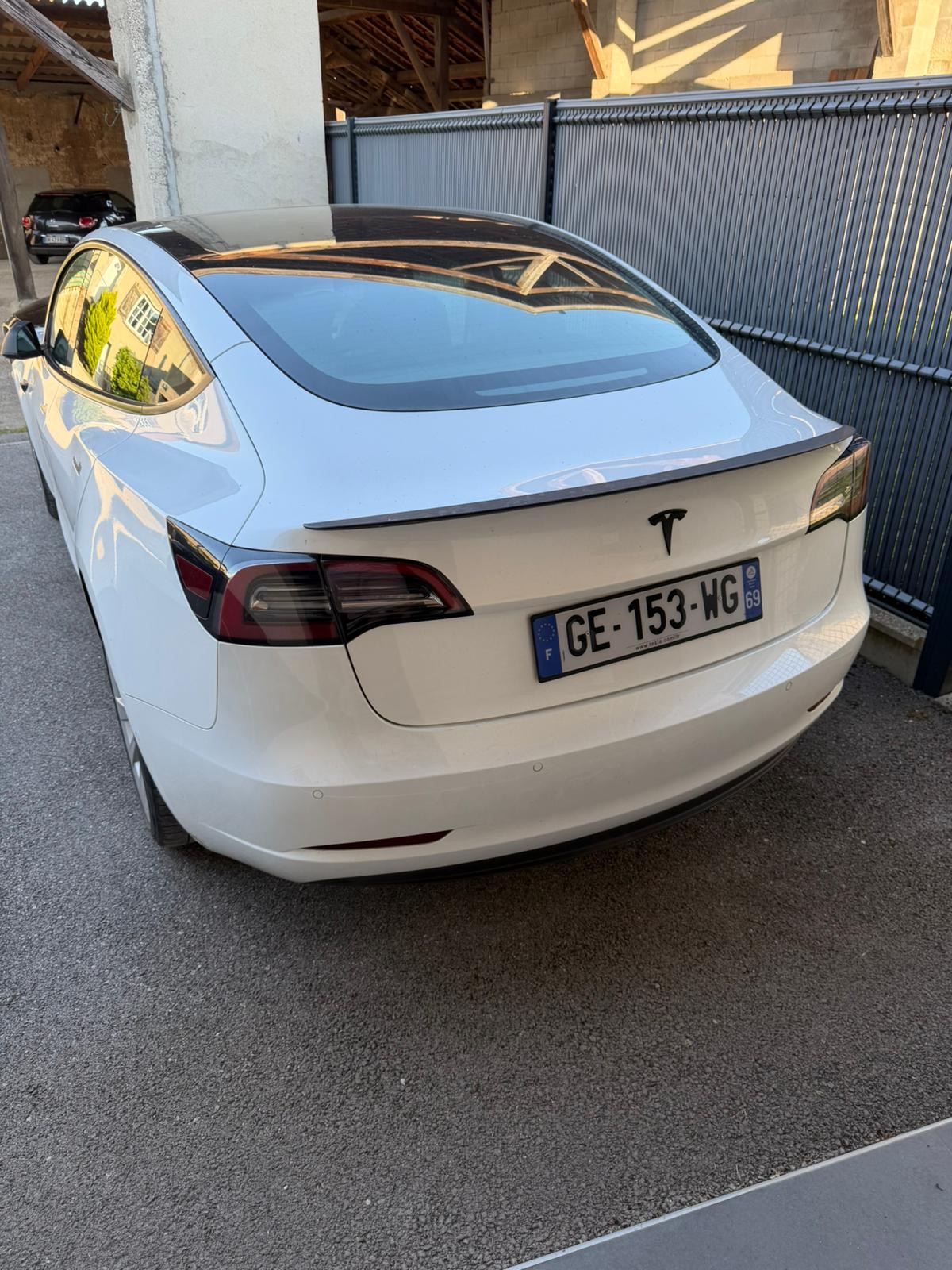Tesla Modèle 3 - photo 7