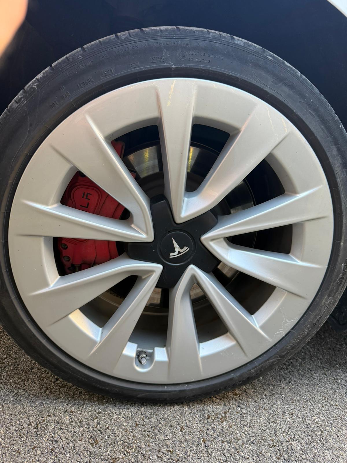 Tesla Modèle 3 - photo 18