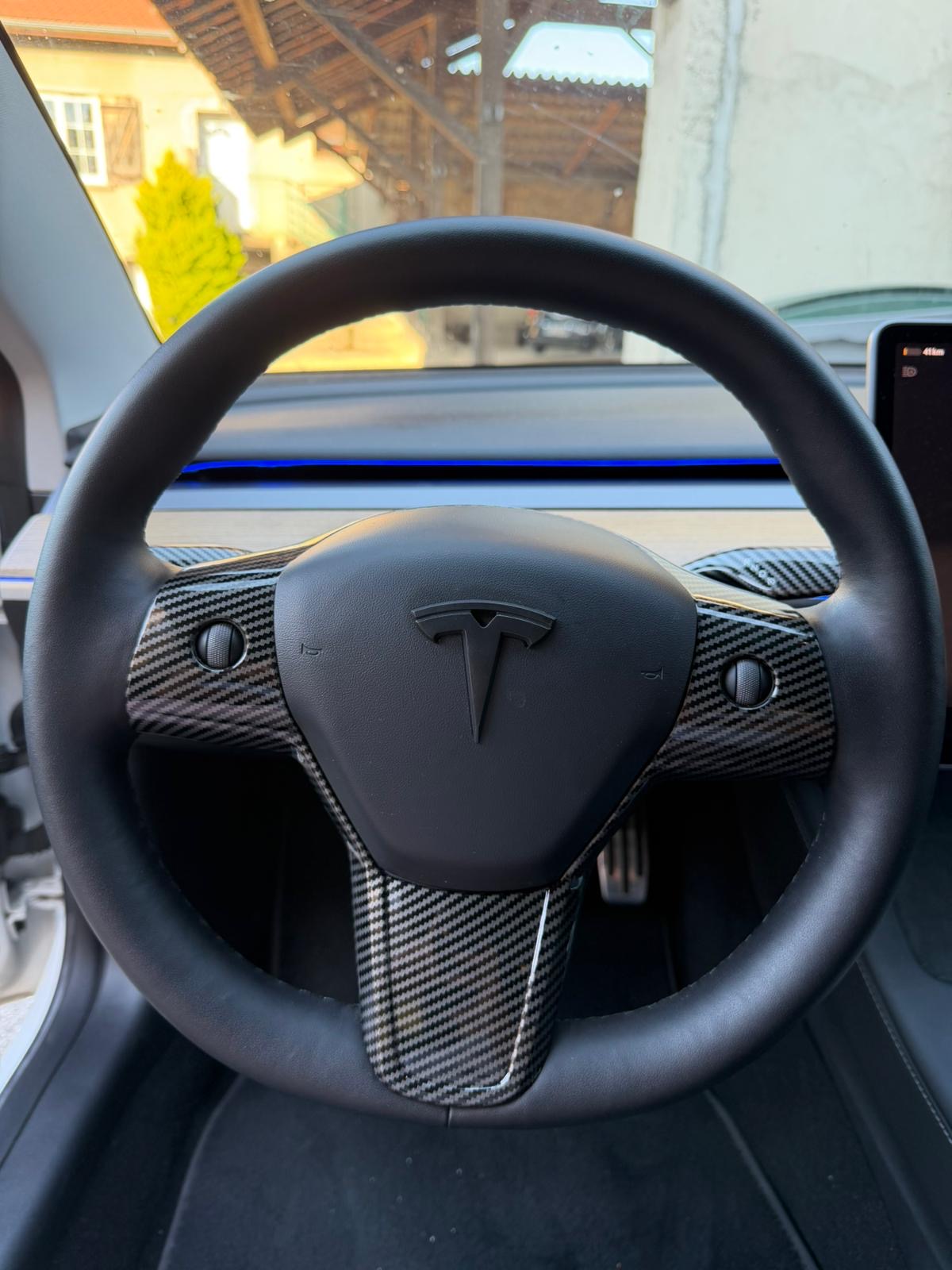 Tesla Modèle 3 - photo 22