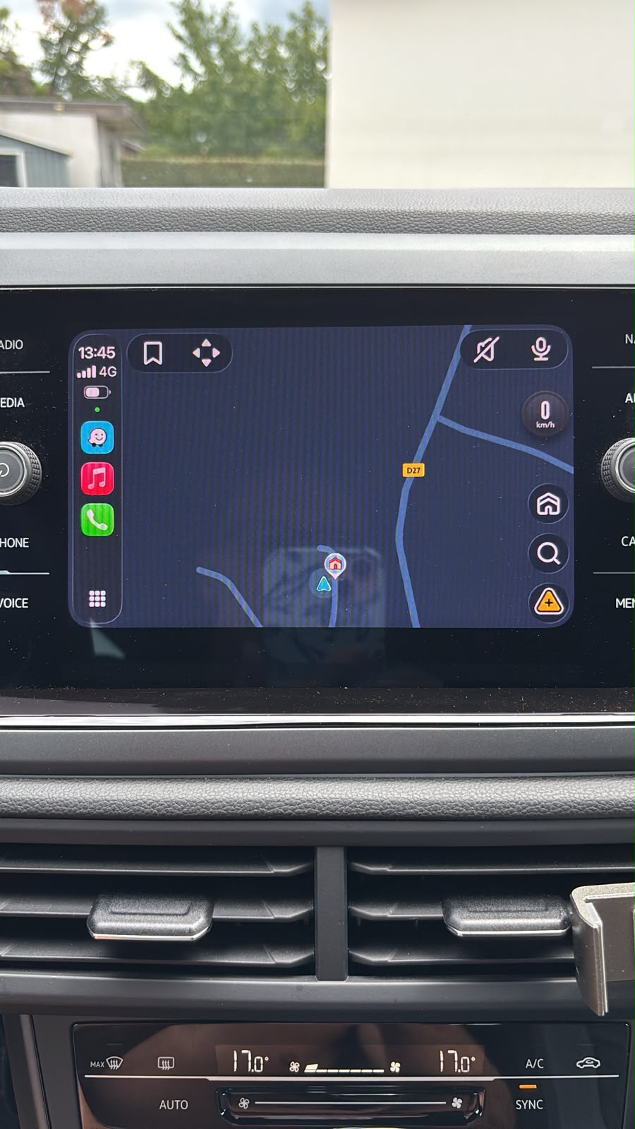 Volkswagen Polo - photo 16
