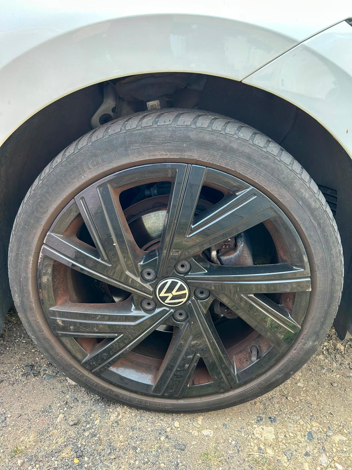 Volkswagen Golf - photo 7
